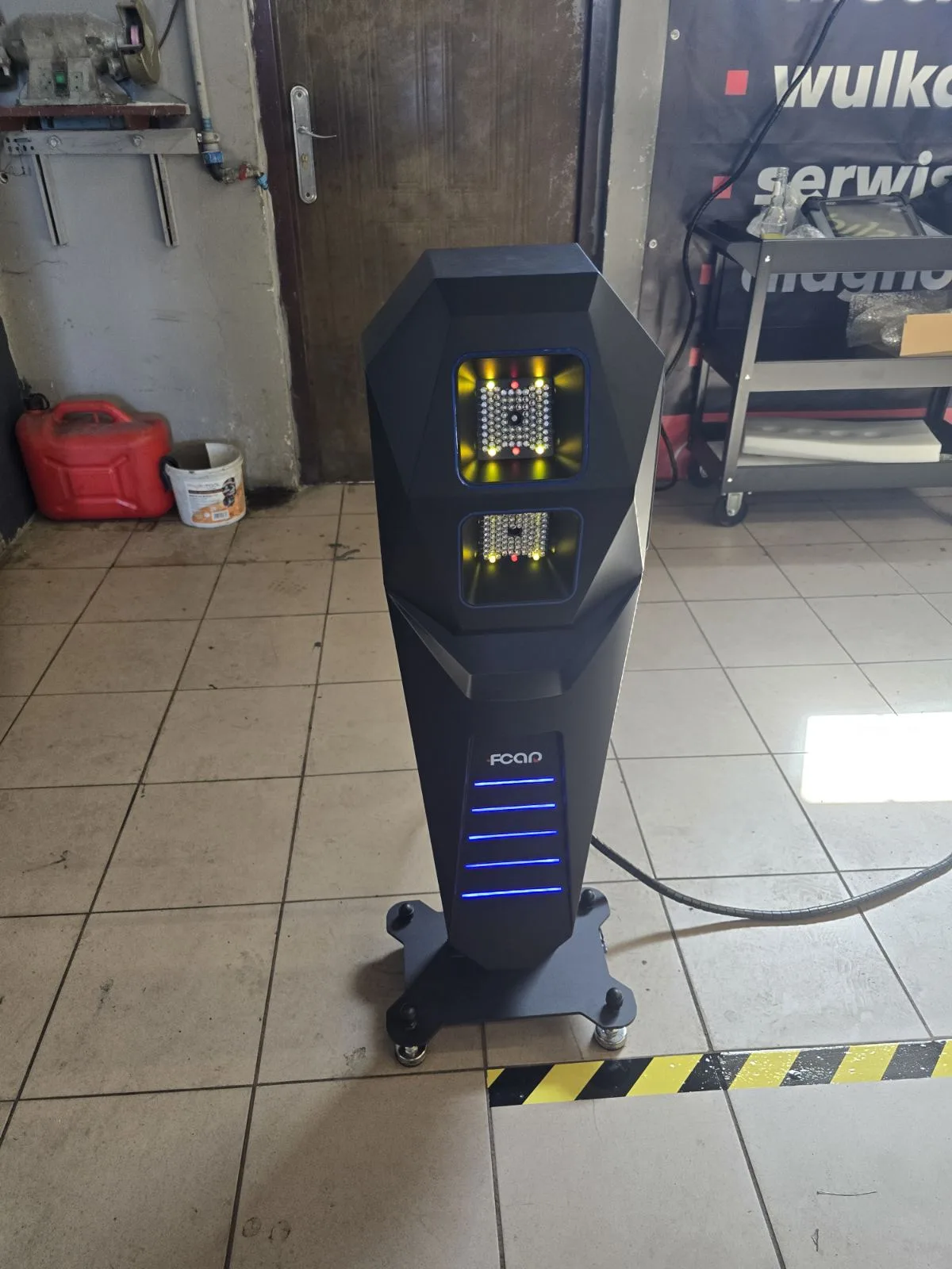 Urządzenie FCAR FD-505 z kamerami HD i LED-ami diagnostycznymi – stanowisko geometrii w Tiger Serwis Gorzów